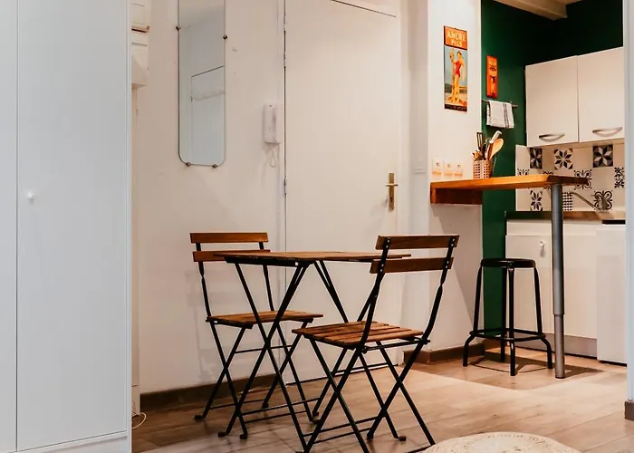 Foch Διαμέρισμα *